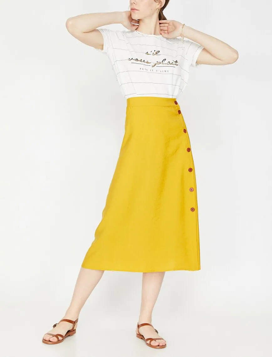 11863 Mustard Button Detailed Midi Skirt