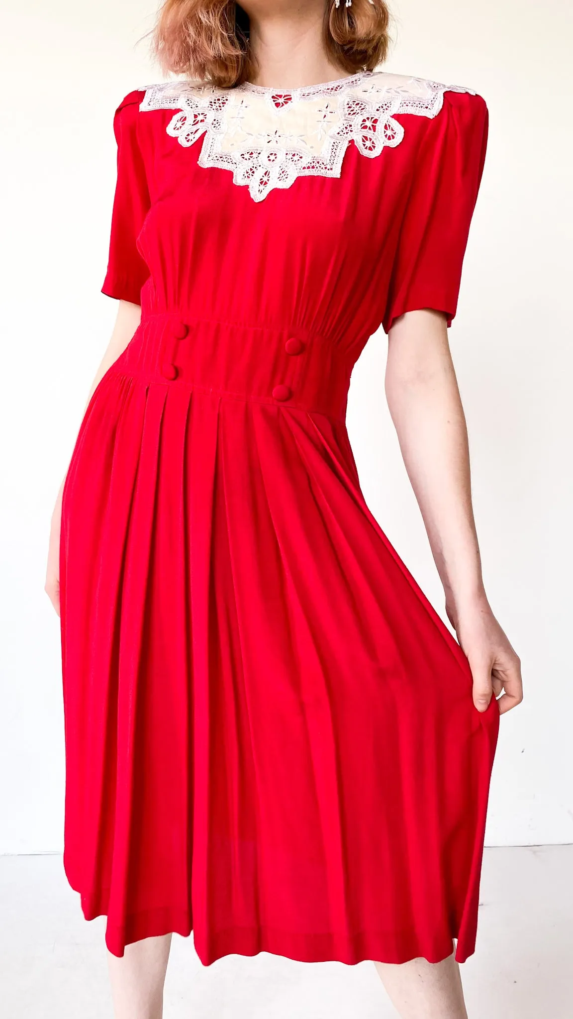 1980s Red Eyelet Collar Dress, sz. M