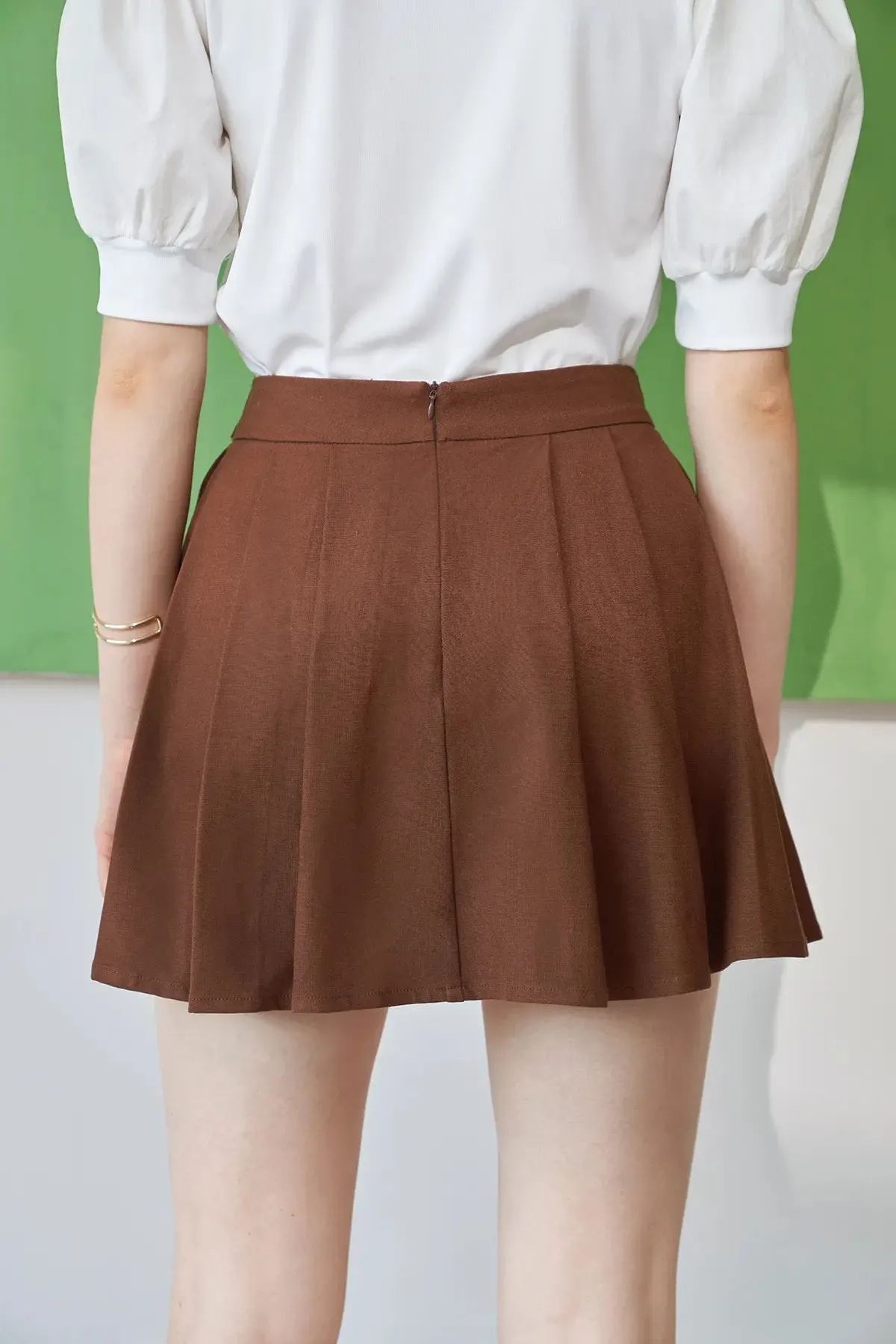 Button Zipper Pleated Short Skirt