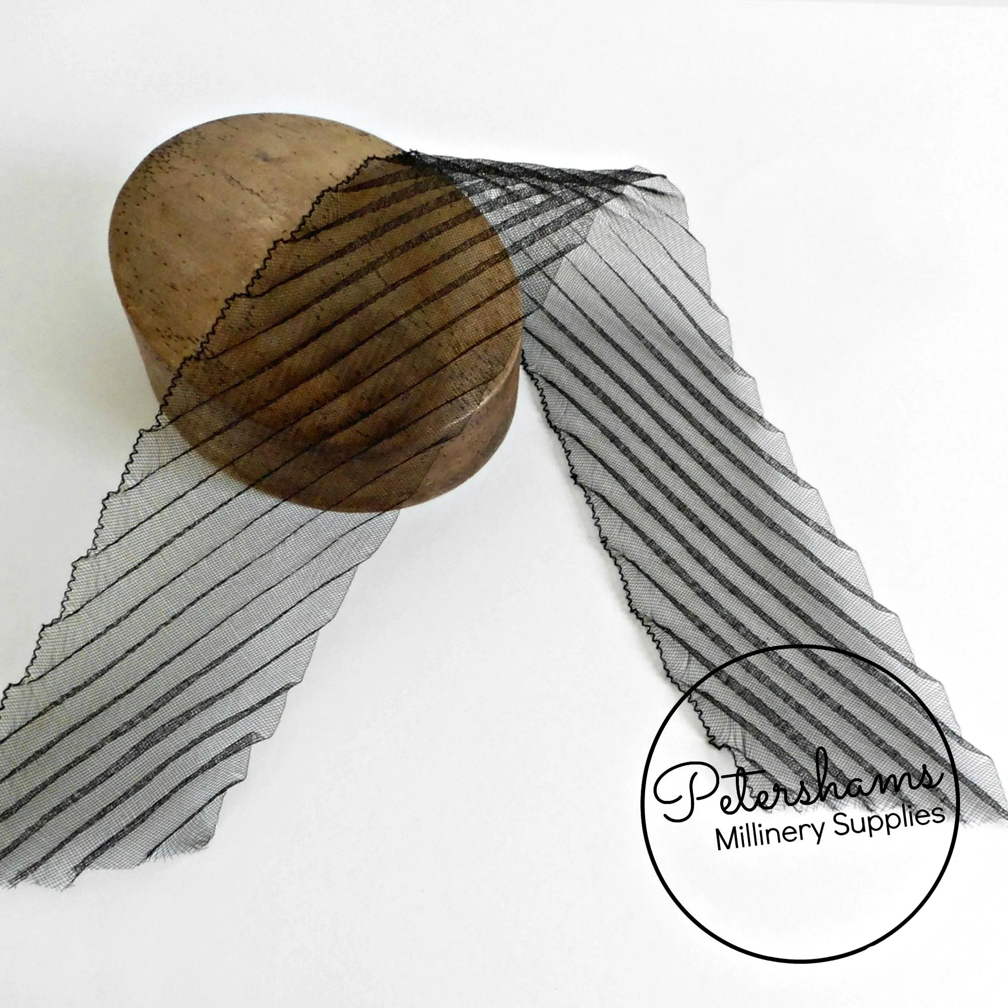 Diagonal Pleated Crin Strip