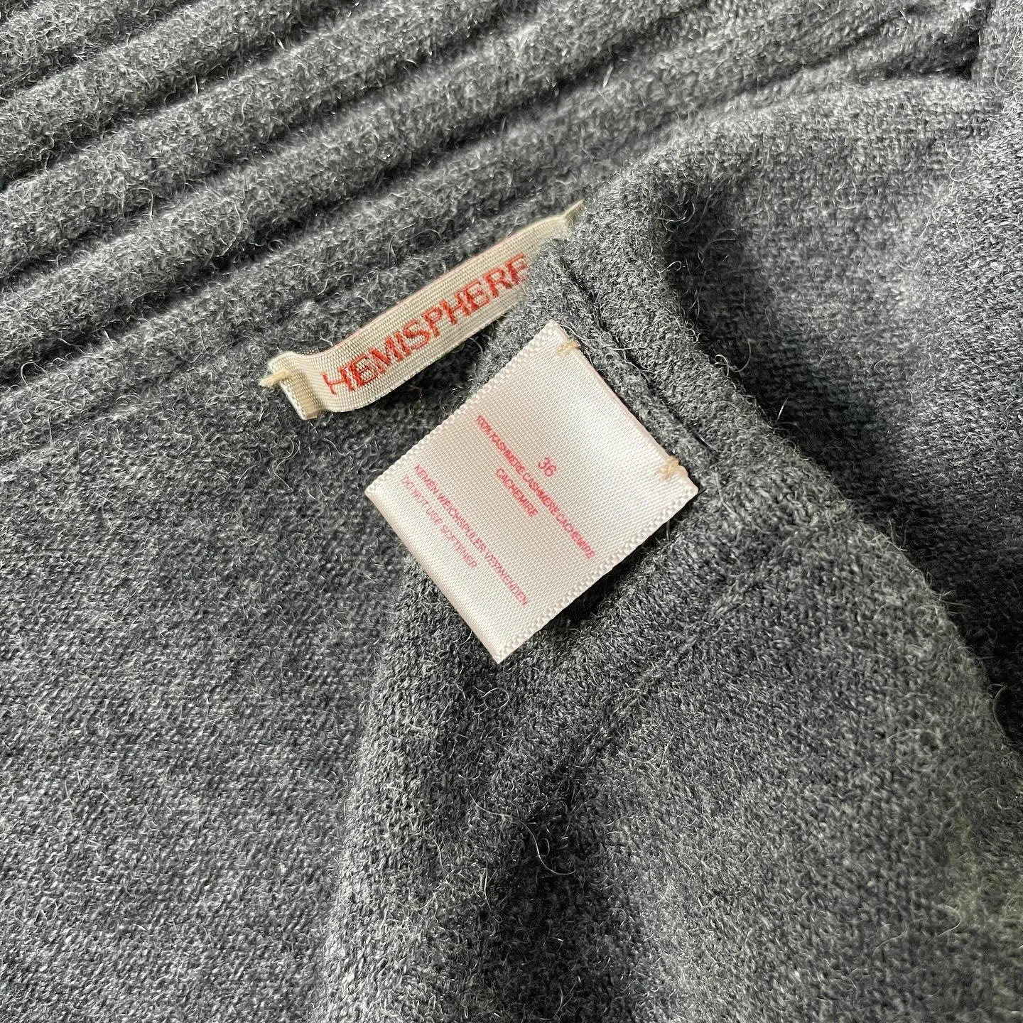 HEMISPHERE Cashmere Cardigan