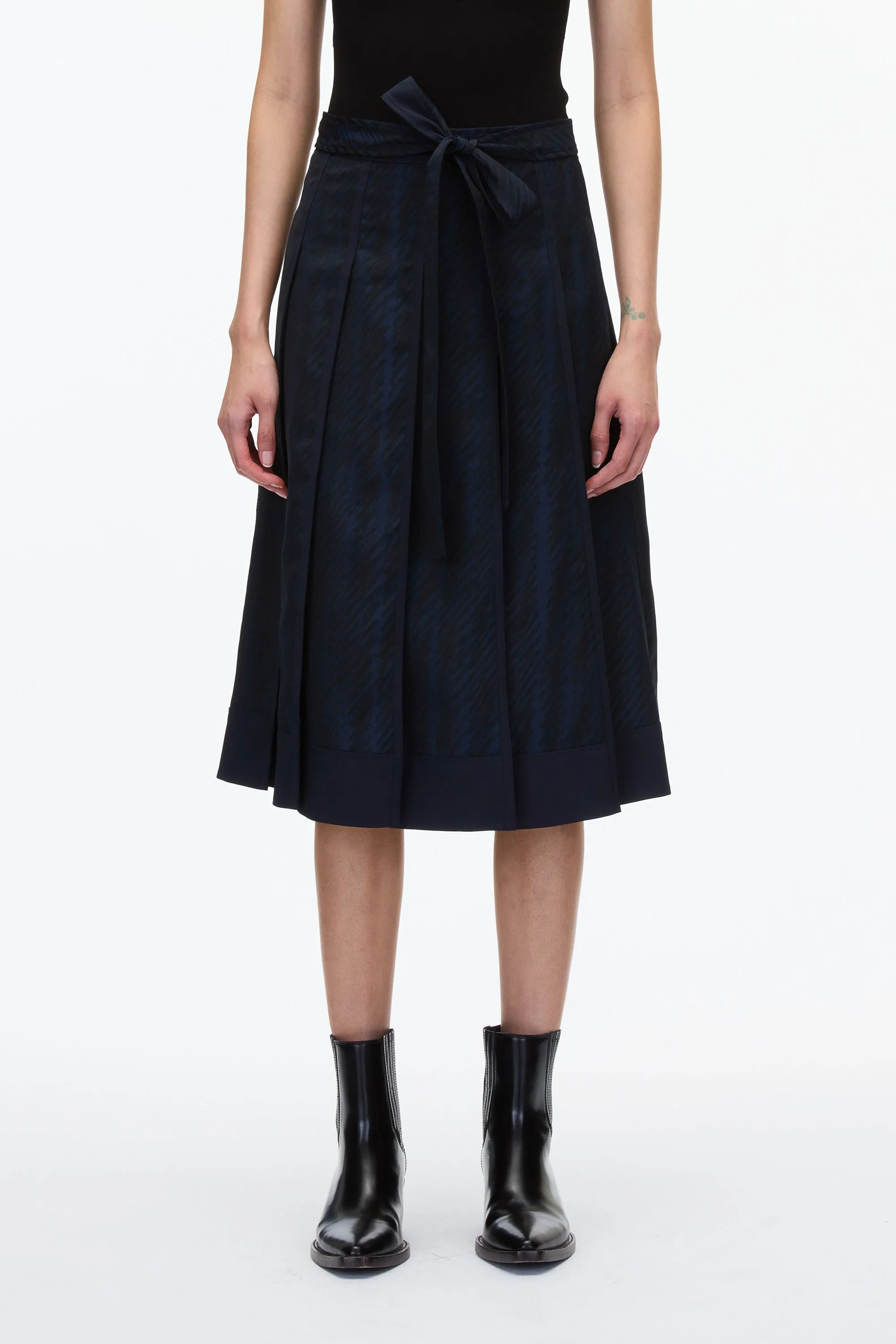 Jacquard Pleated Skirt with Tie Waist