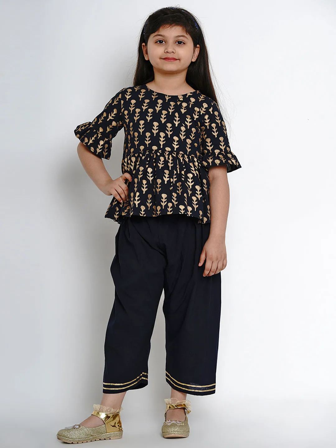 Jashvi Girls Navy Blue Printed Kurti With Pants