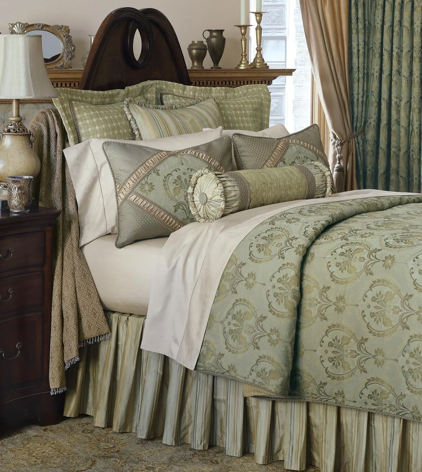 Jasmine Sea Ruffled Bed Skirt