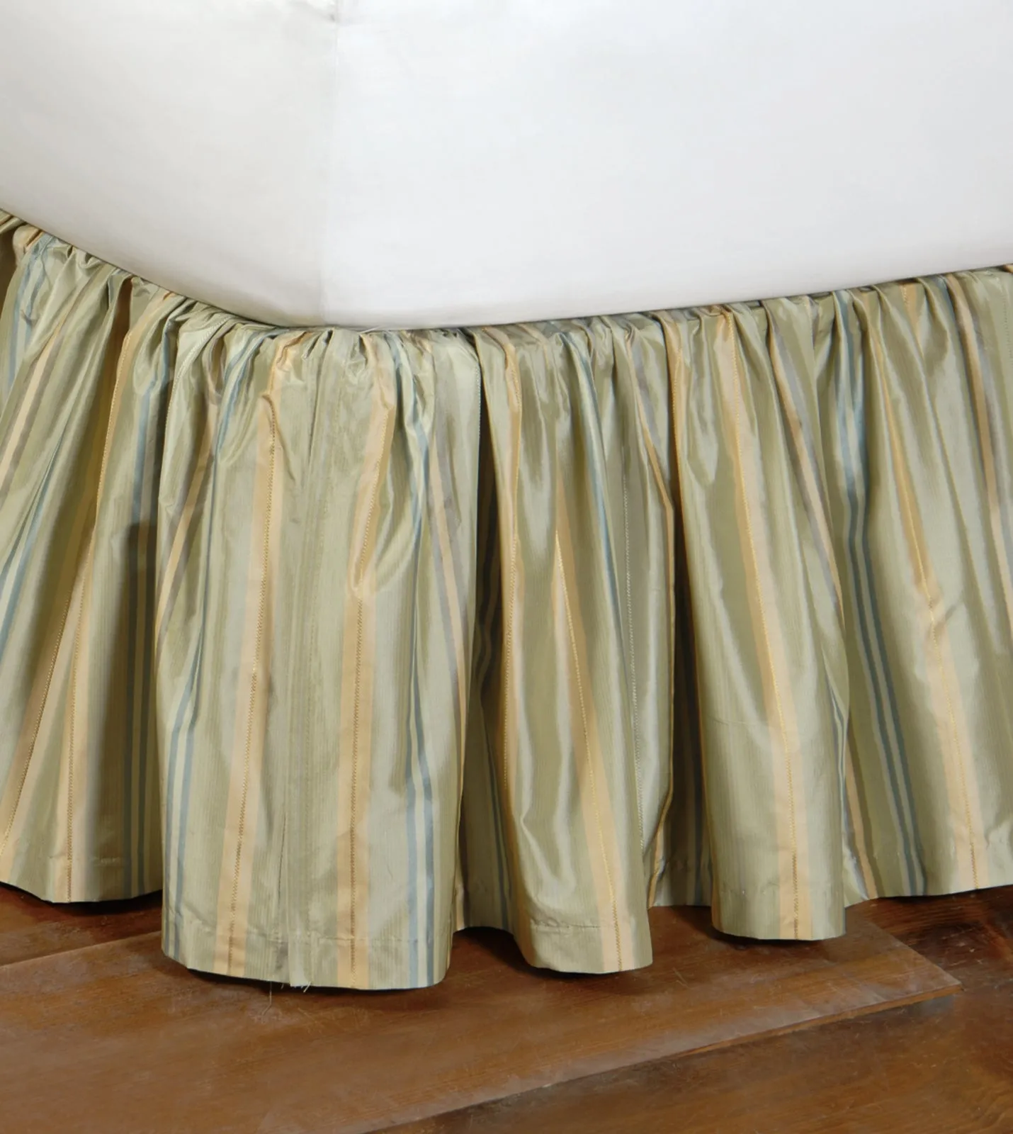 Jasmine Sea Ruffled Bed Skirt