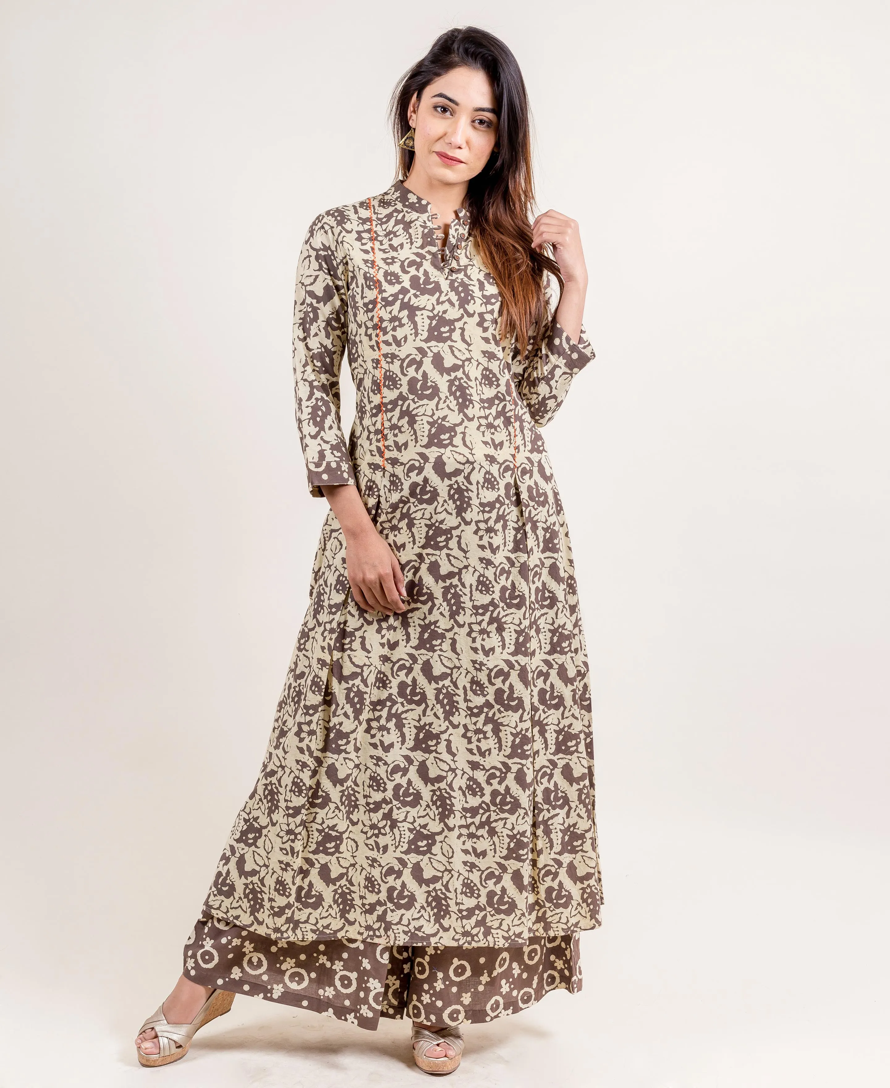 Kimono Collar Front Pleated Anarkali Style Kurta