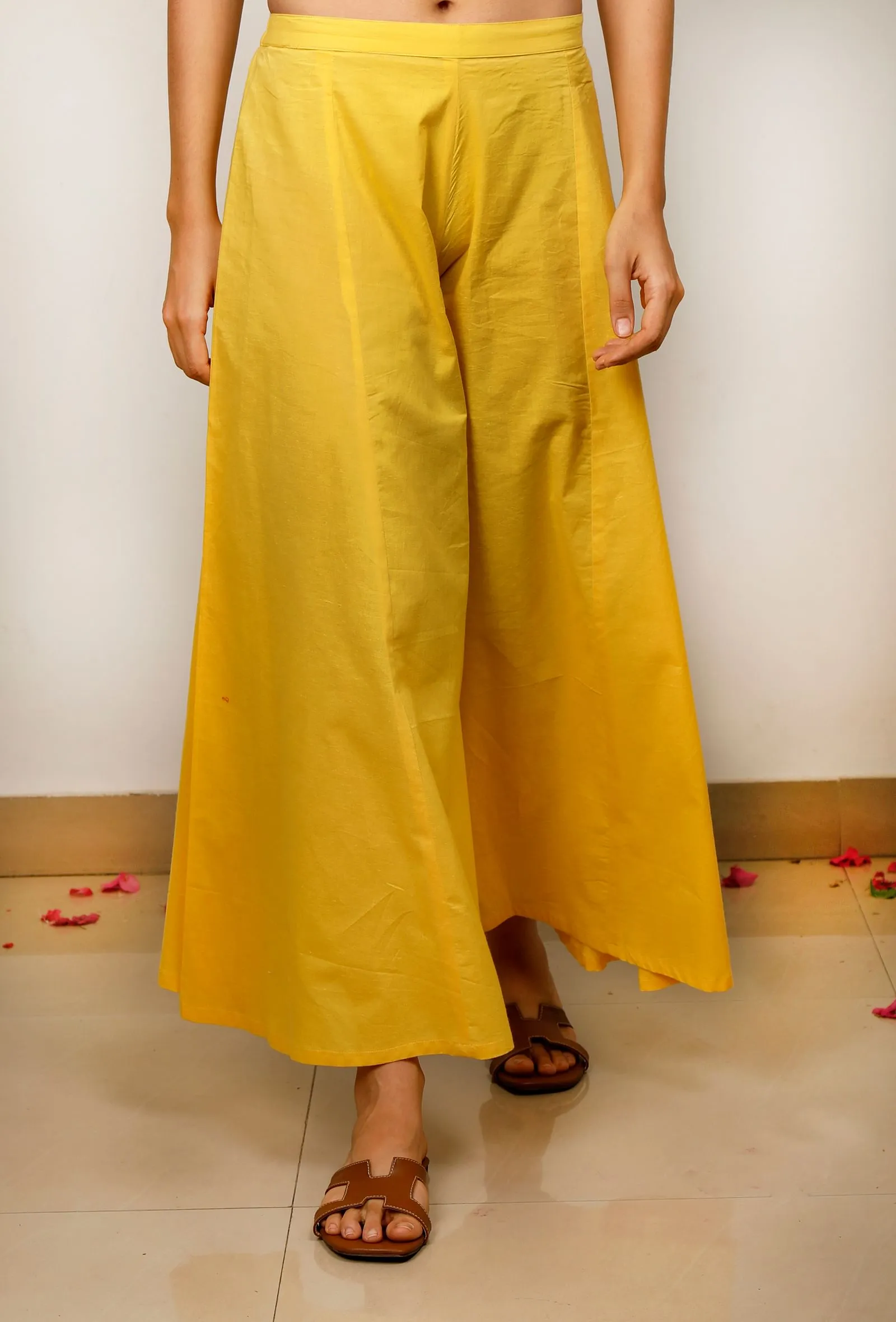 Set of 3: Yellow Solid flared sleeveless Cotton Kurta with Kota Dupatta and Solid Cotton Pants