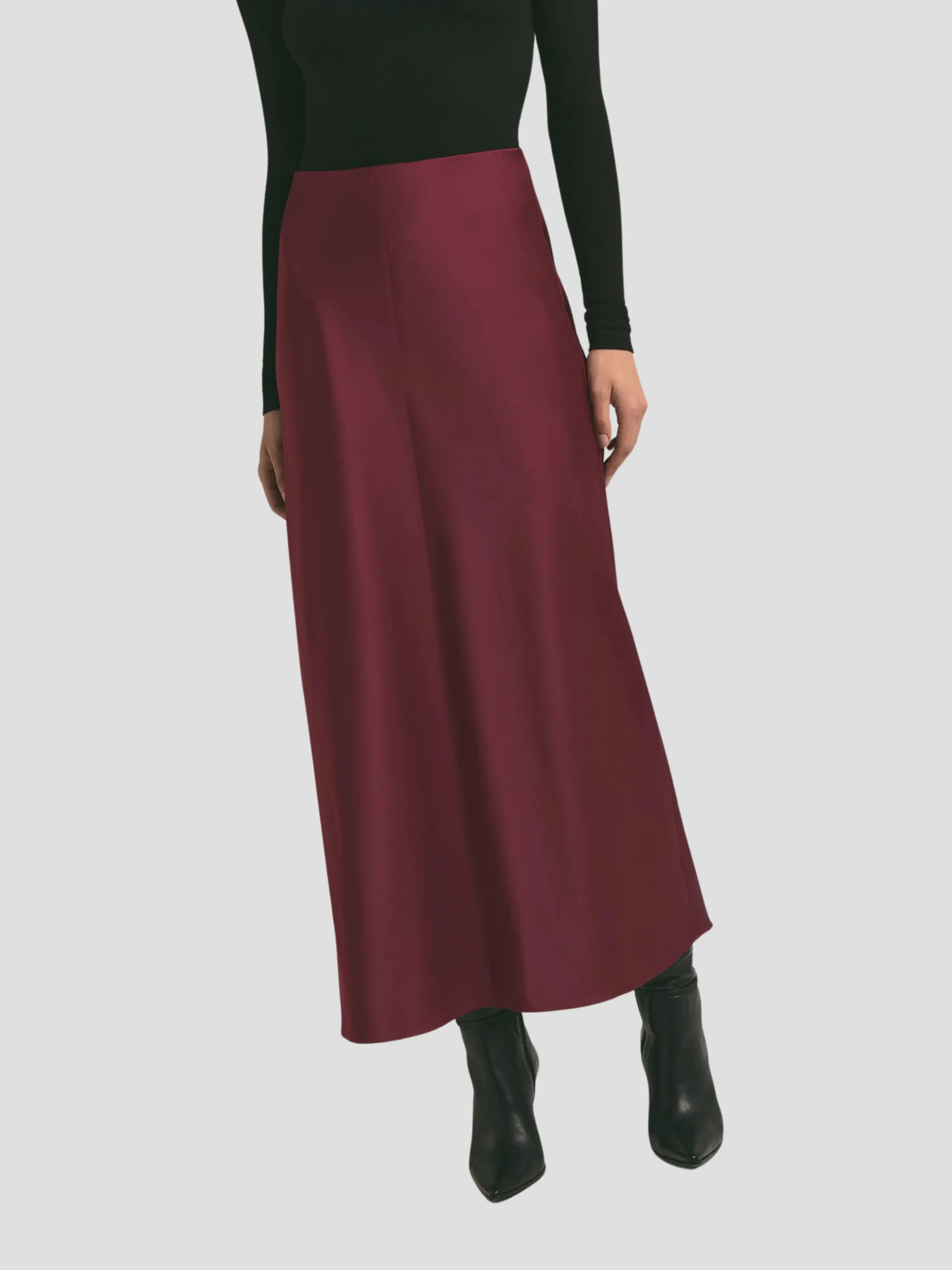 The Suzy Skirt in Burgundy