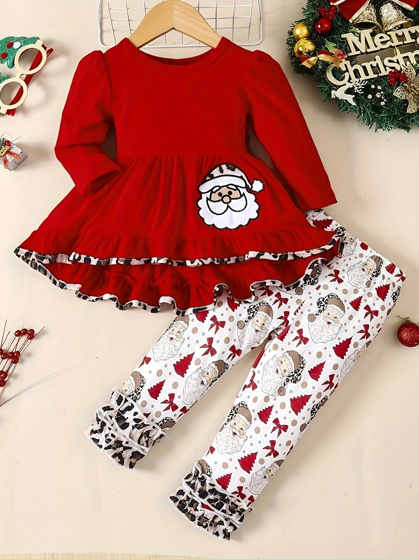 Toddler Girl's Festive Santa Claus Outfit - Ruffled Hem Long Sleeve Top with Cute Print, Flared Pants Set for Party Casual Wear - Soft, Comfortable, and Adorable Clothing for Festive Occasions and Holiday Parties