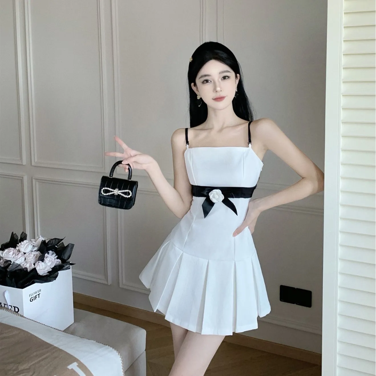 Wenkouban dress to impress Fashion Hot Girl Sexy A- line Pleated Skirt Style Contrast Color Waist Tight Strap Tube Top Dress X5779