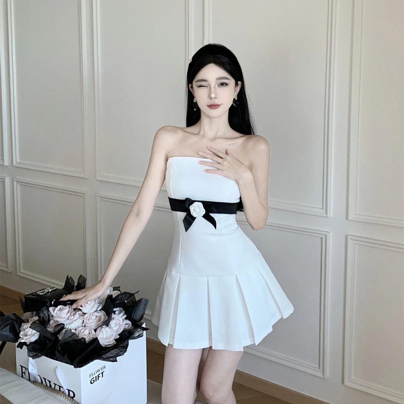 Wenkouban dress to impress Fashion Hot Girl Sexy A- line Pleated Skirt Style Contrast Color Waist Tight Strap Tube Top Dress X5779