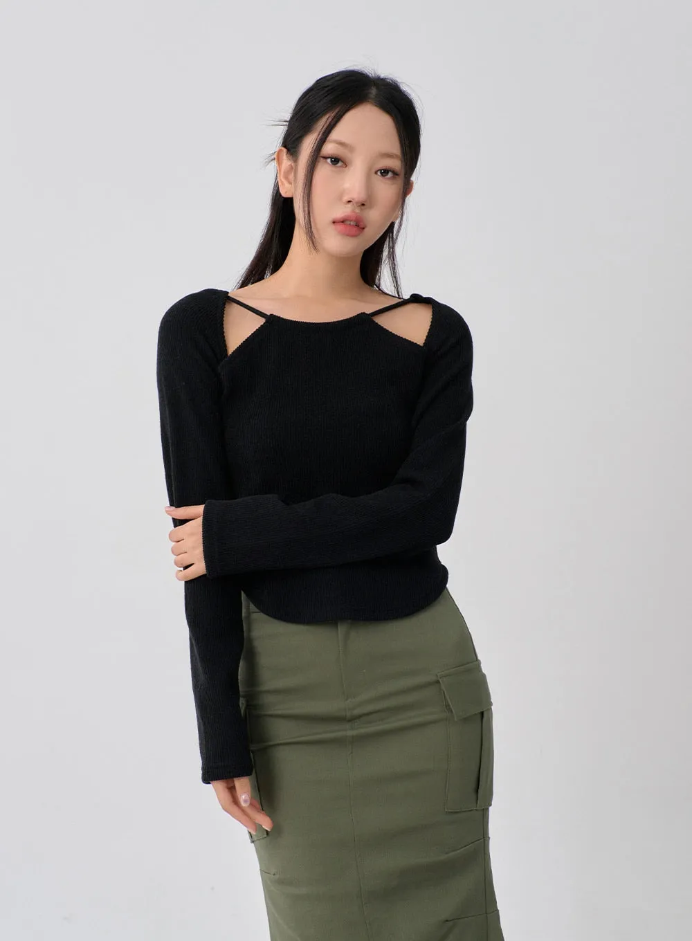 Wide Round Neck Knit T-Shirt CN11