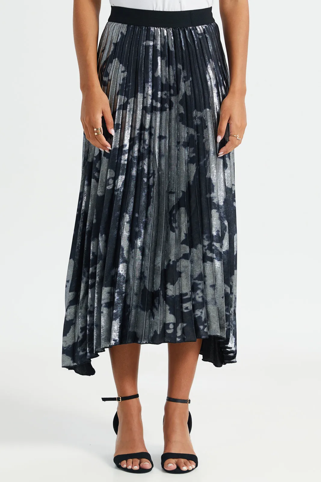 Women Black Foil Printed Pleated Skirt